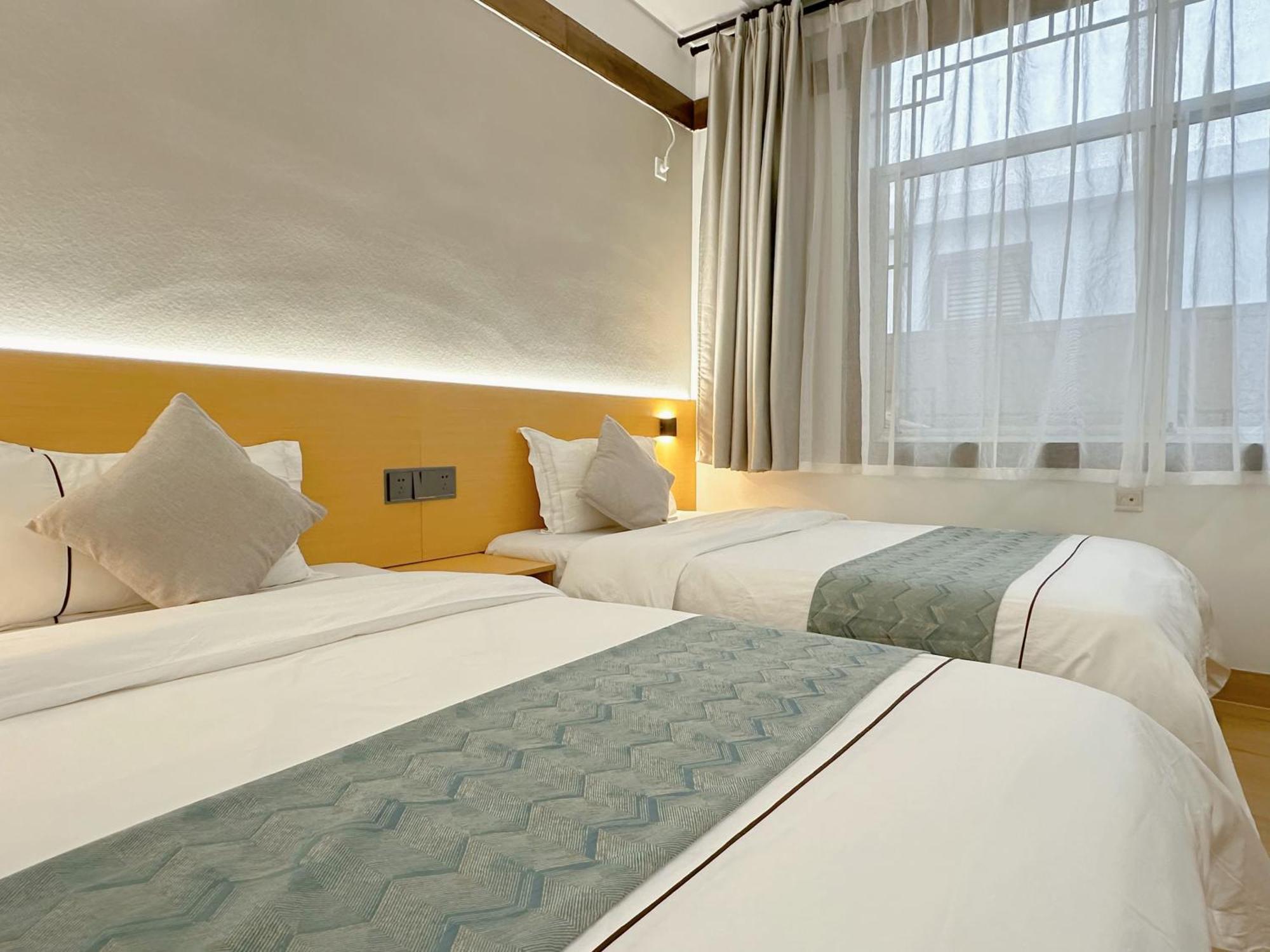 Hemu House Hotel Fenghuang Exterior photo
