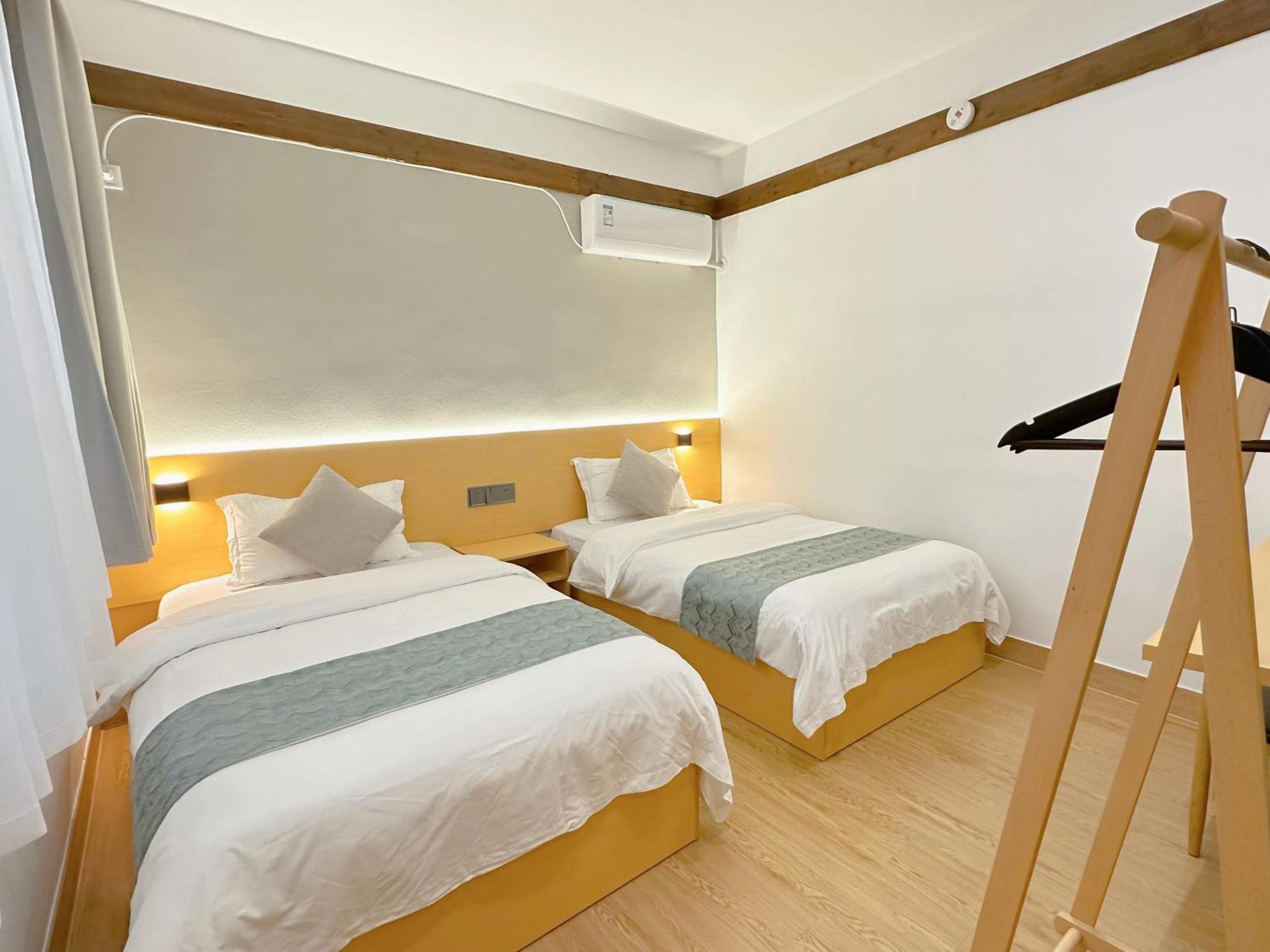Hemu House Hotel Fenghuang Exterior photo