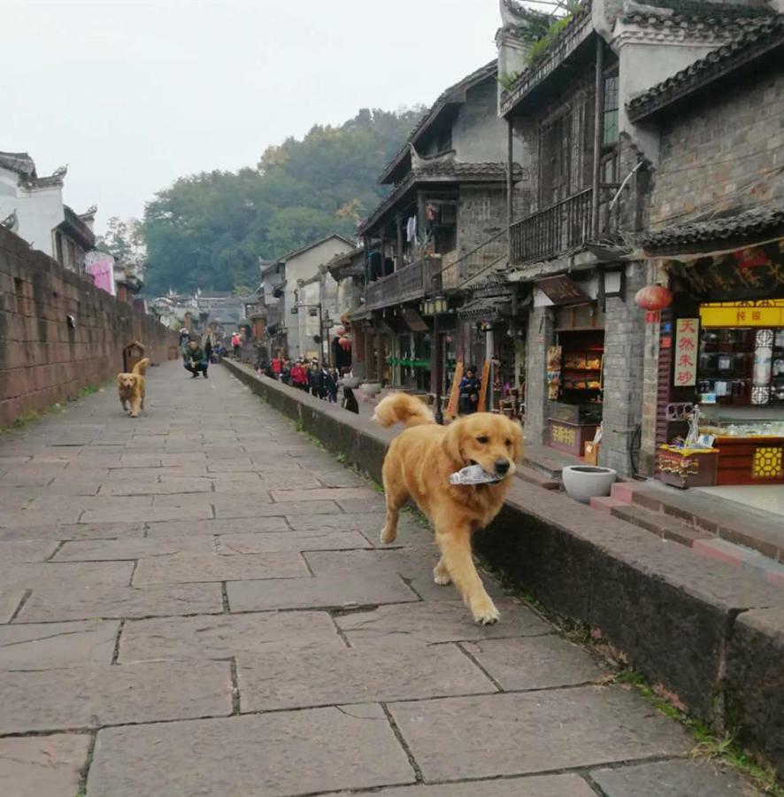 Hemu House Hotel Fenghuang Exterior photo